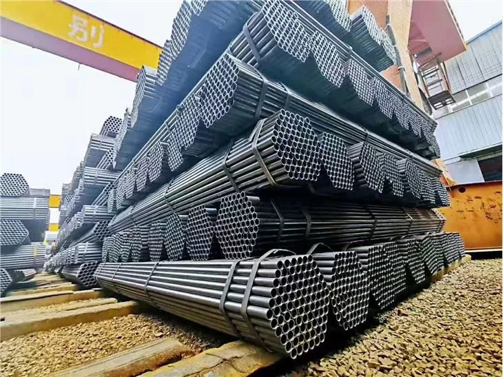 Azzar tal-Karbonju Ħafif ERW Iwweldjat Pajp Tond tal-Azzar Iswed